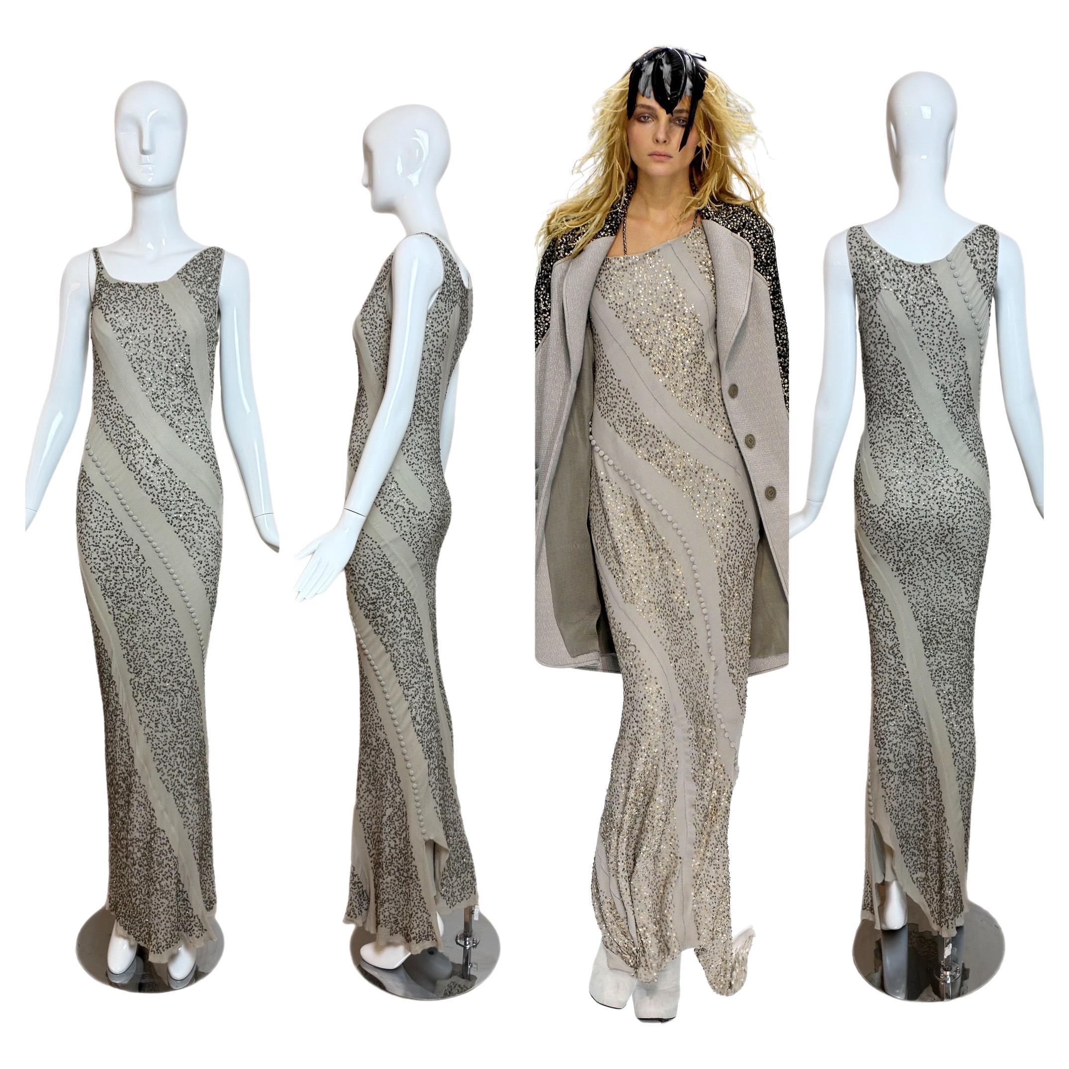 NINA Ricci 2008 Vintage Runway Embellished Bias Cut Grey Evening Gown Bride en vente