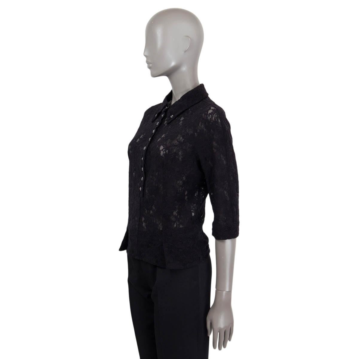 NINA RICCI black cotton LACE 3/4 SLEEVE POLO Blouse Shirt XS In Excellent Condition For Sale In Zürich, CH