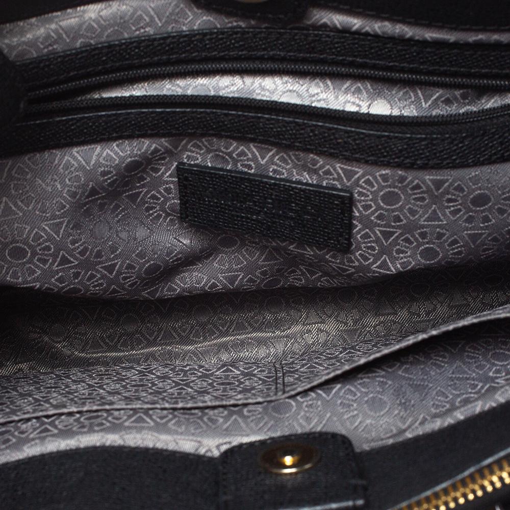 Nina Ricci Schwarze Leder-Tasche mit doppeltem Reißverschluss 3