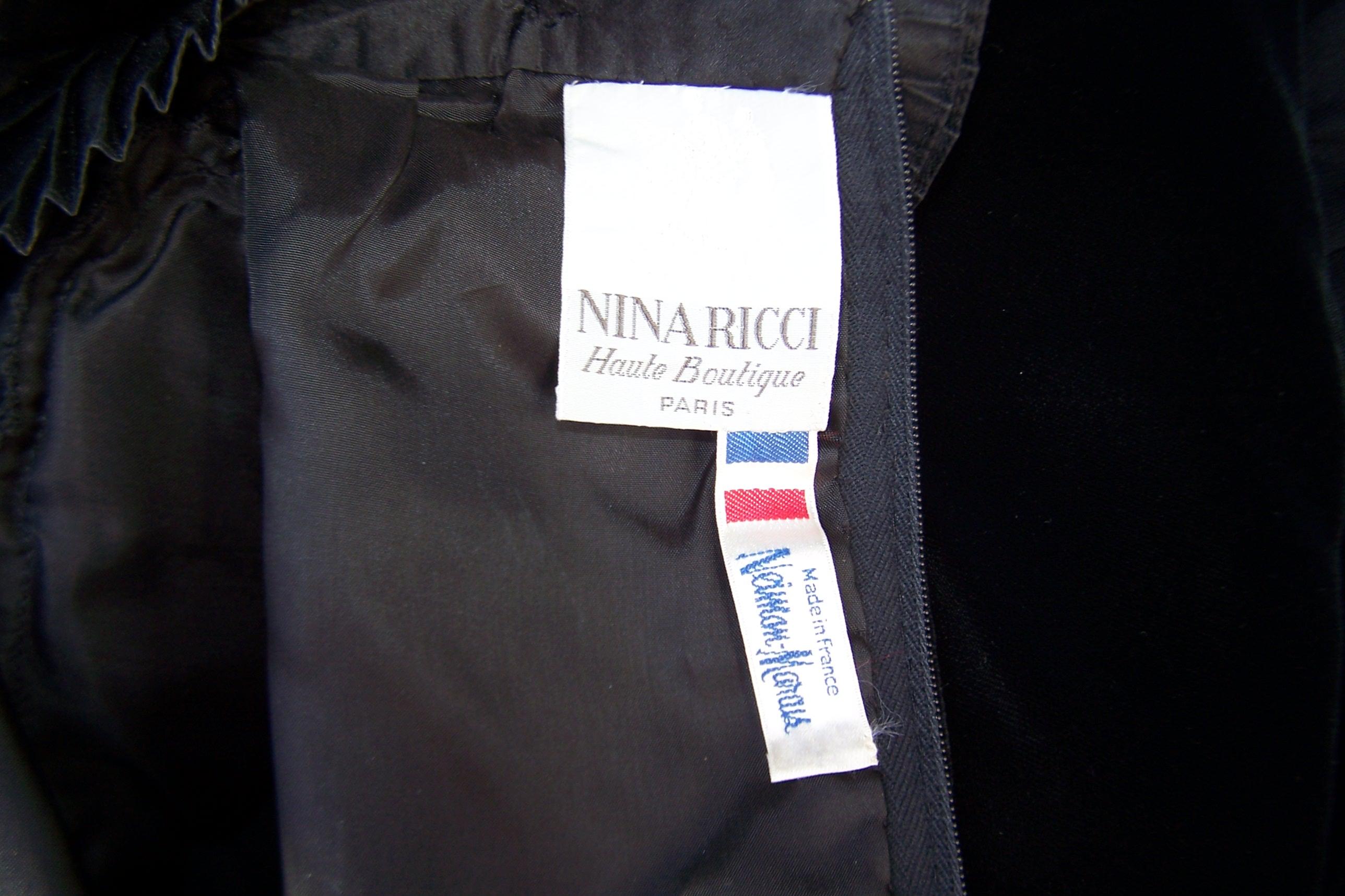 Nina Ricci Black Velvet Dress With Ruff Style Collar 7
