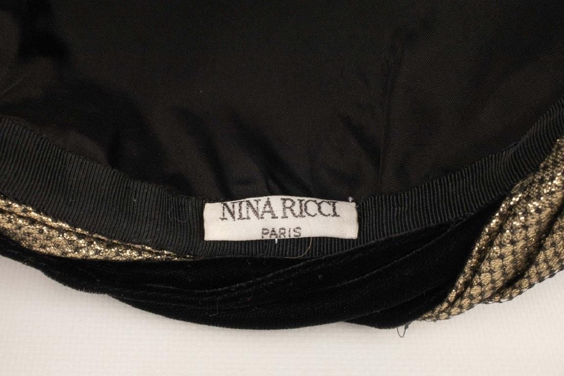 Chapeau-fascinateur en velours noir de Nina Ricci 3