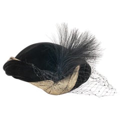 Chapeau-fascinateur en velours noir de Nina Ricci