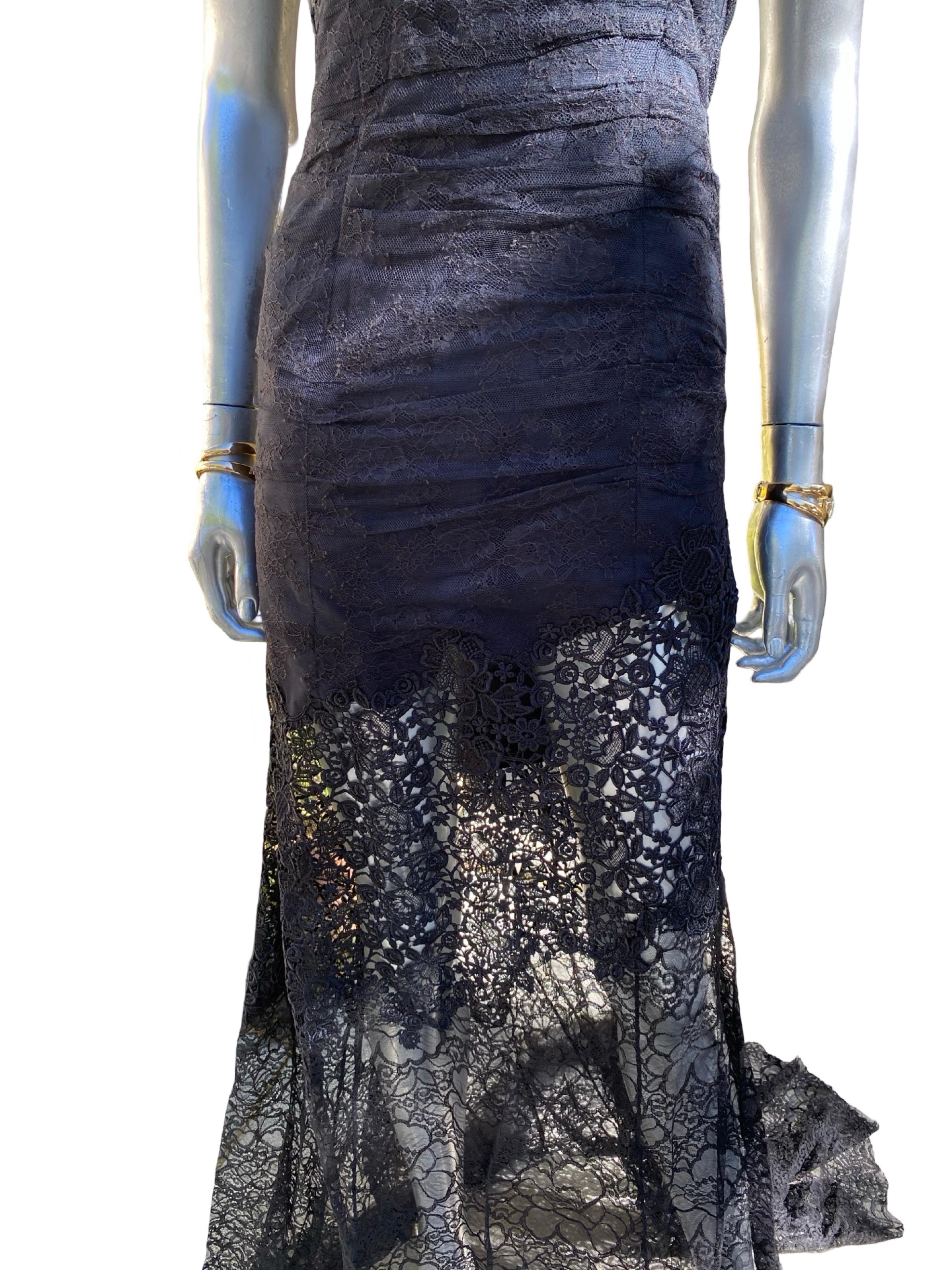 Nina Ricci Drapiert Schwarz Spitze CHIC Französisch trägerlosen Kleid w / Zug Größe EU36 US 4 Damen im Angebot