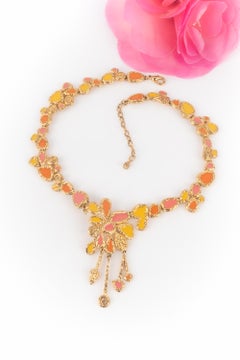 Nina Ricci enameled necklace