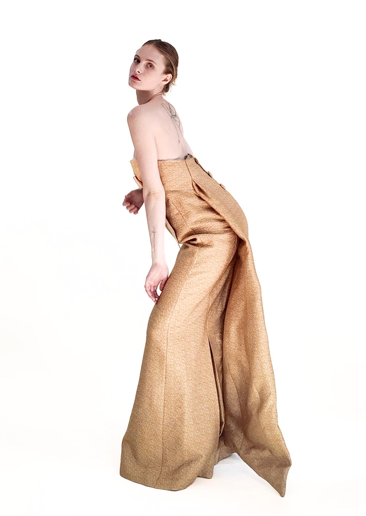 Nina Ricci Otoño 2008 Vestido dorado sin tirantes con gran lazo Look de pasarela nº 49 en Bueno estado para la venta en Los Angeles, CA
