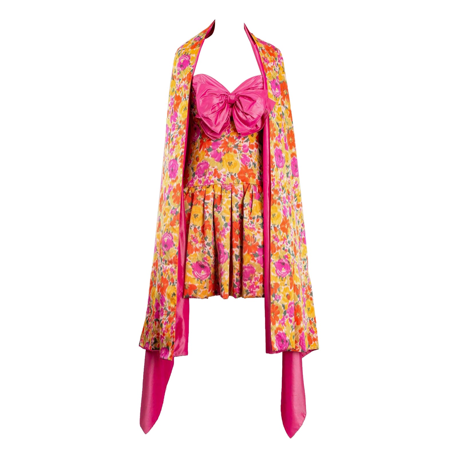Nina Ricci Vestido de seda con flores y su estola