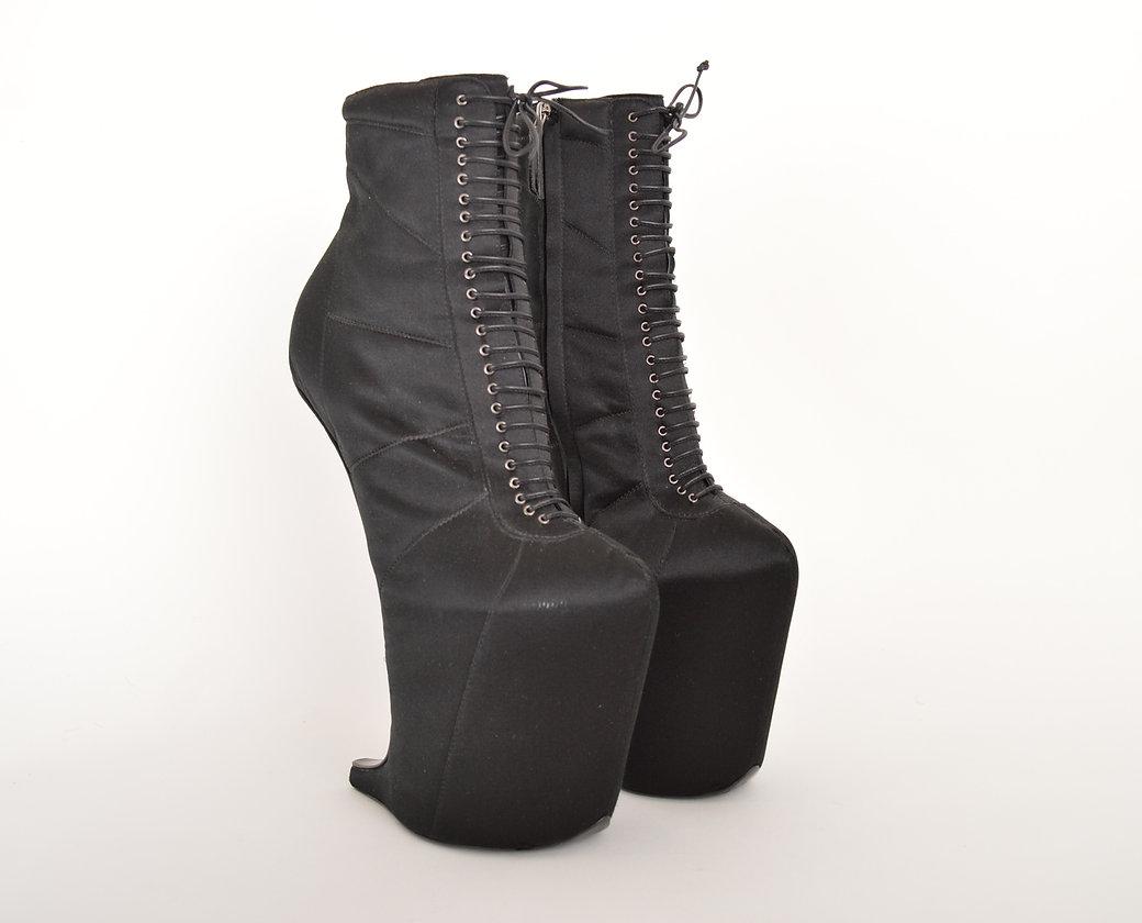 Heel less on sale booties