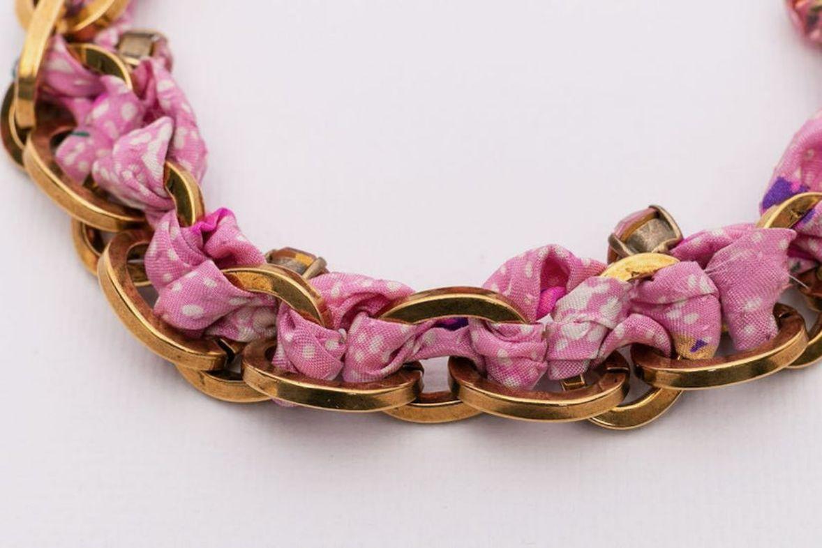 Nina Ricci Gilded Metal, Pink Rhinestones, and Ribbon Necklace For Sale 2