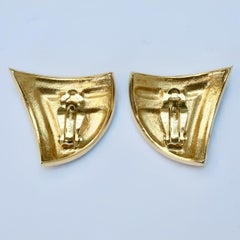 Orecchini Nina Ricci placcati in oro con strass e smalto nero, circa anni '80