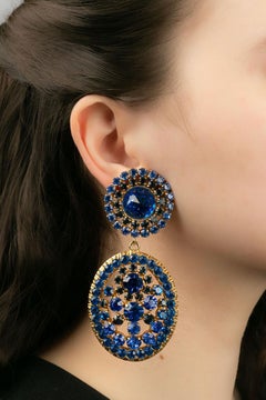 Nina Ricci Golden Metal Earrings