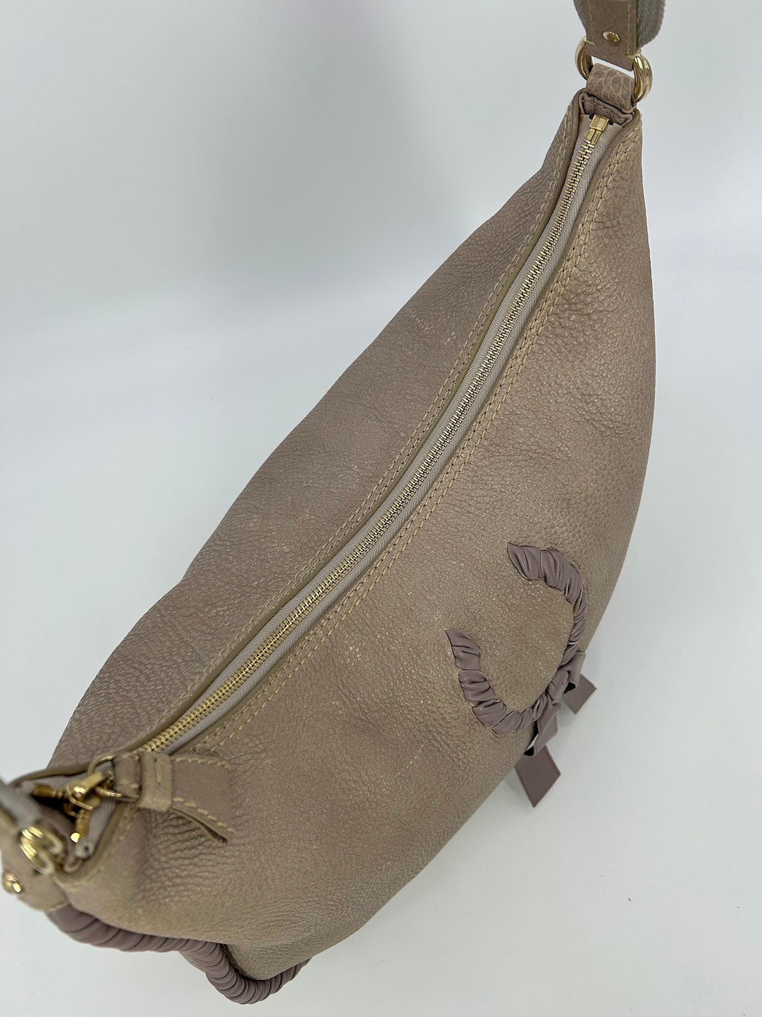 Nina Ricci Gray Leather Hobo Shoulder Bag For Sale 4
