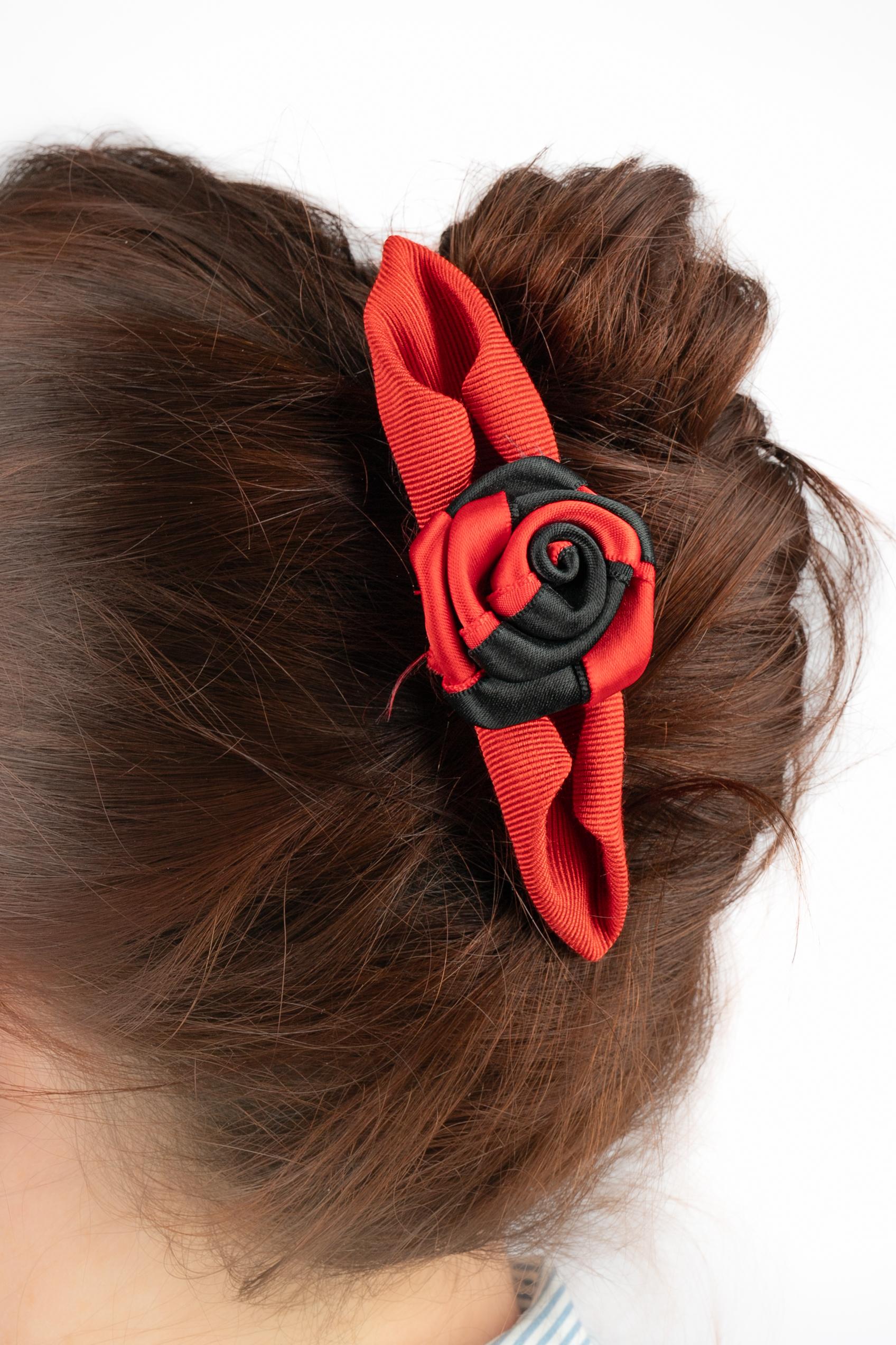 Barrette Nina Ricci en vente 3
