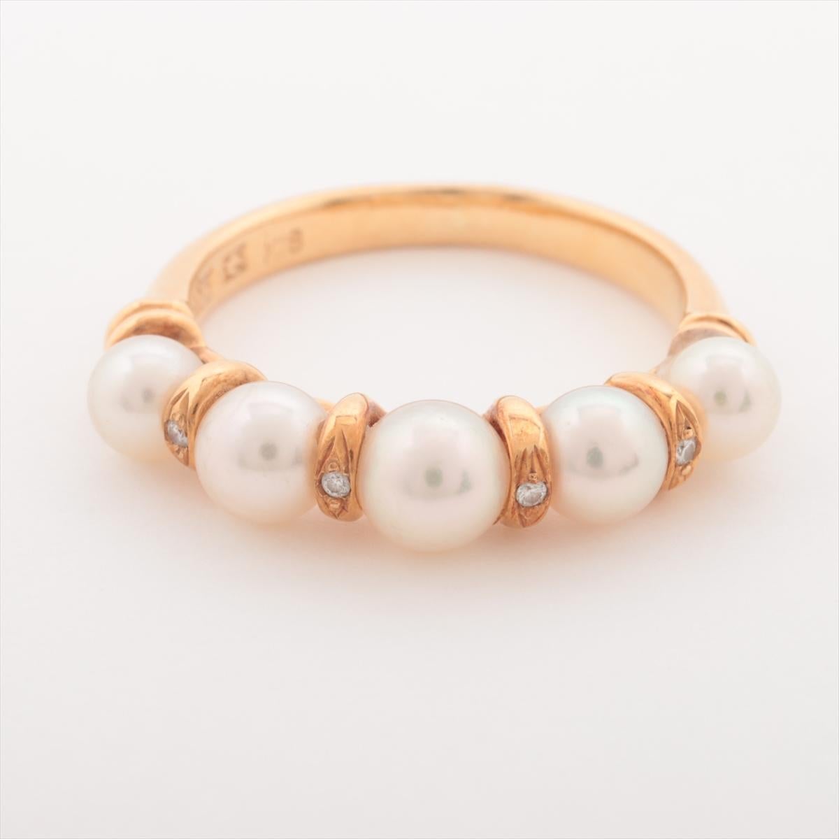 Round Cut Nina Ricci Pearl Diamond Ring
