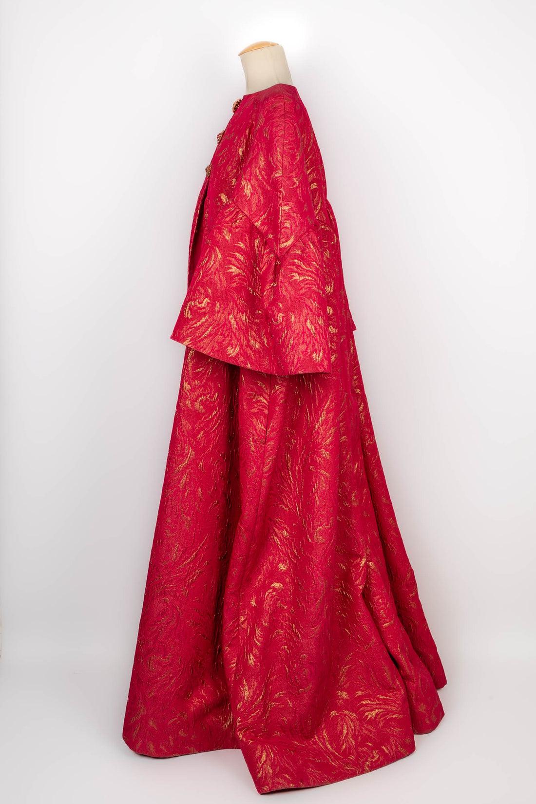 Nina Ricci manteau de théâtre rose haute couture en vente 3