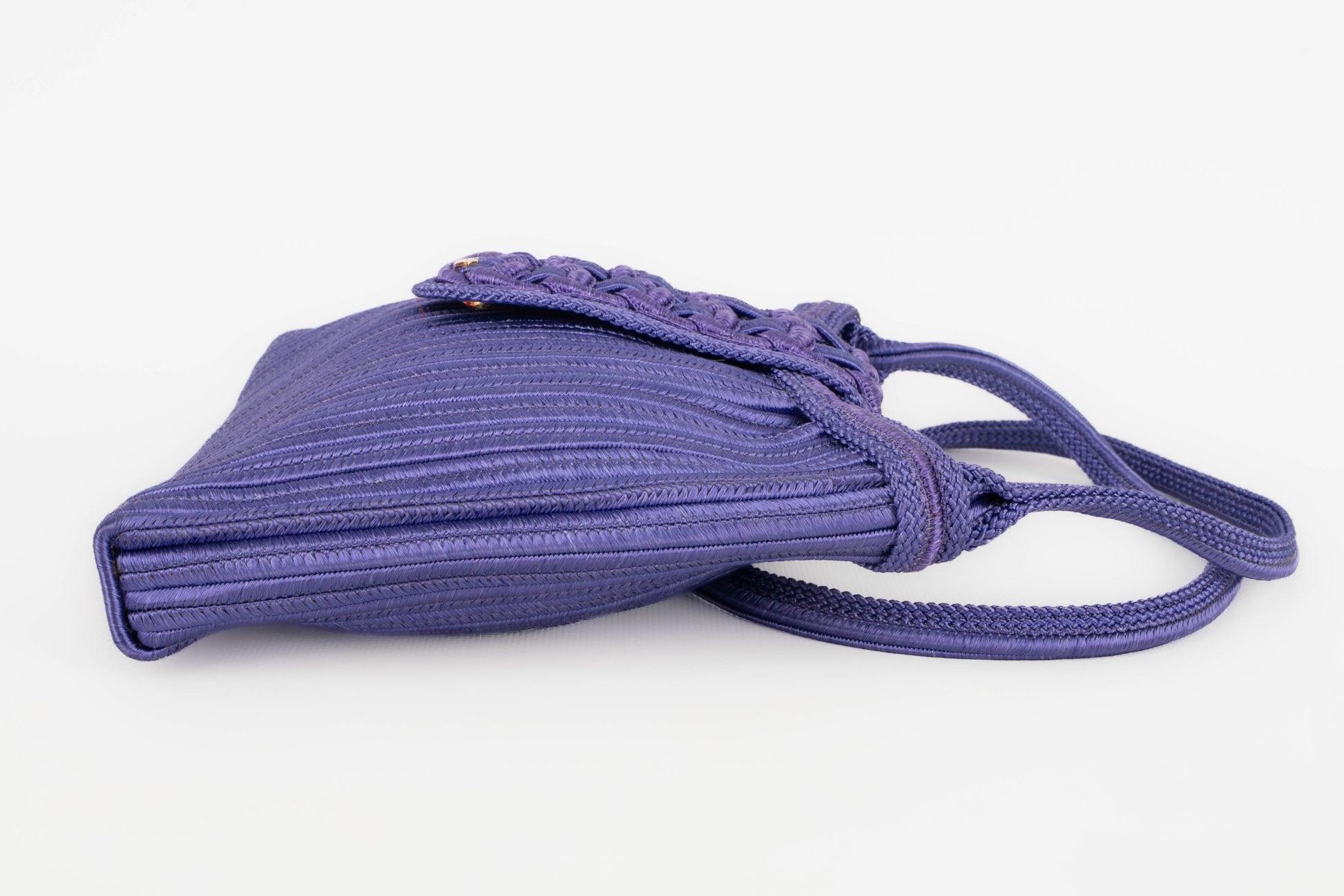 Nina Ricci Lila Besatztasche mit lila Besatz im Angebot 2