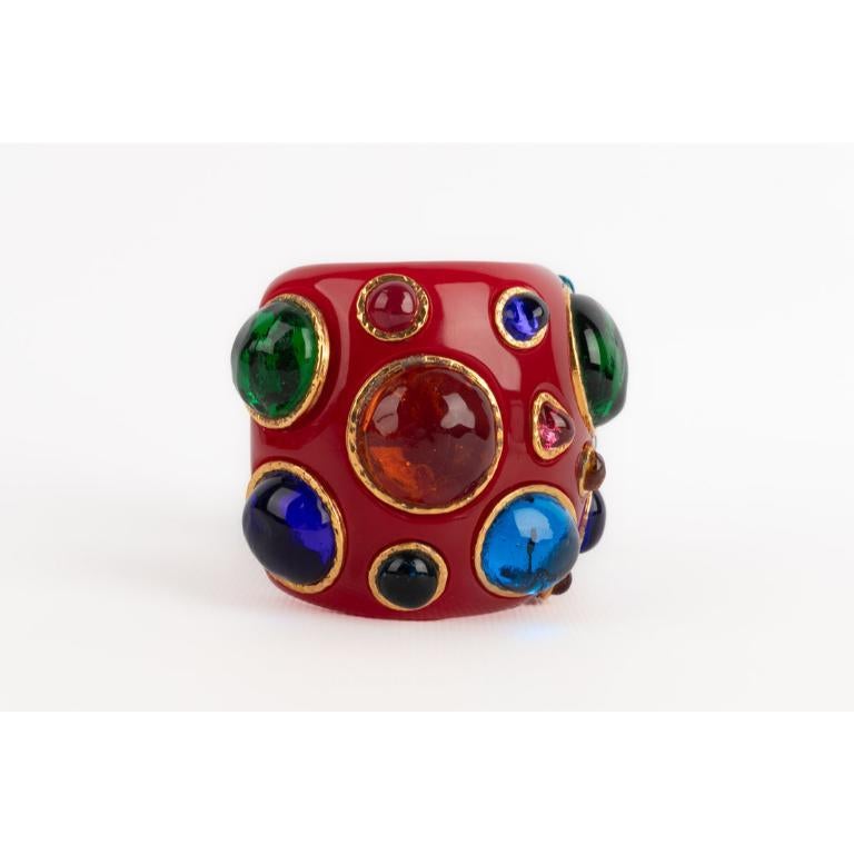 Nina Ricci Rotes Manschettenarmband aus Bakelit Damen im Angebot