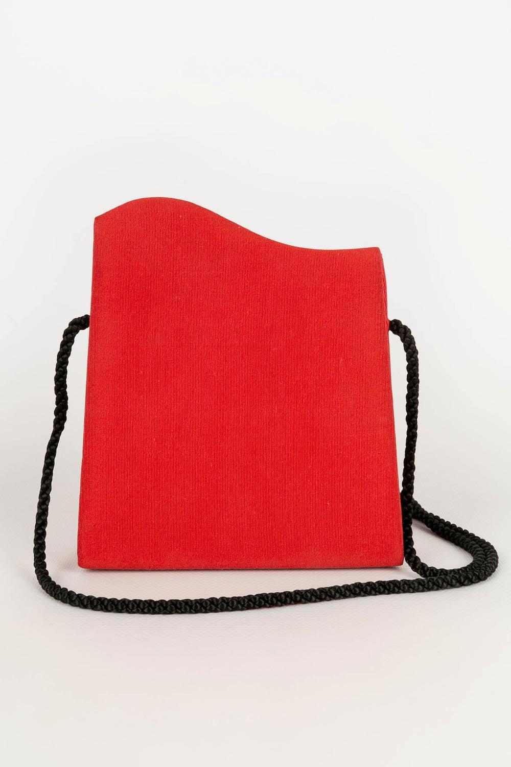 Nina Ricci Red Ottoman Bag In Excellent Condition In SAINT-OUEN-SUR-SEINE, FR