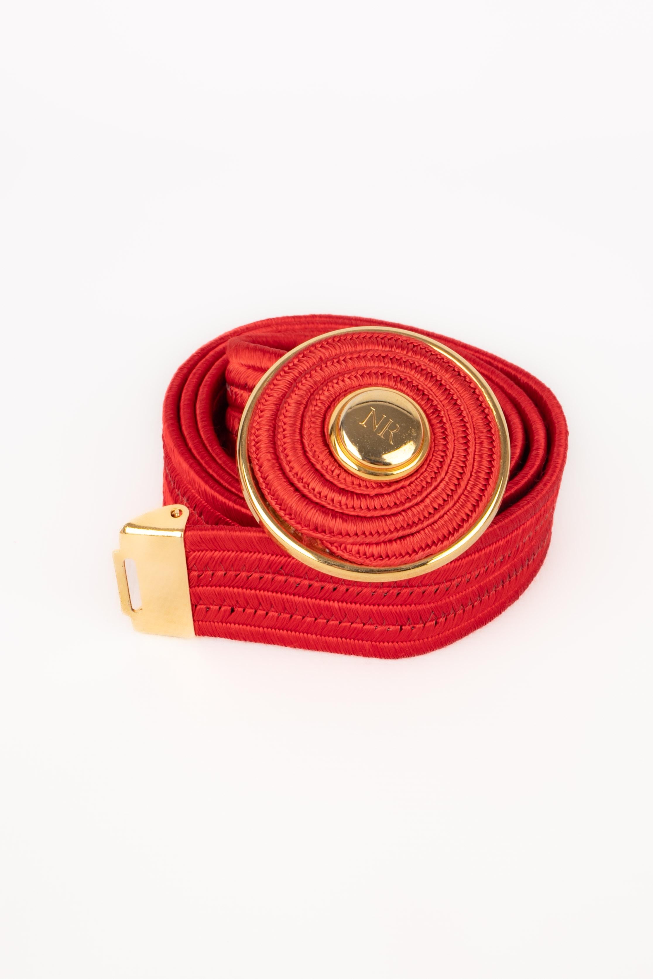 Cinturón rojo vintage Nina Ricci en Excelente estado para la venta en SAINT-OUEN-SUR-SEINE, FR