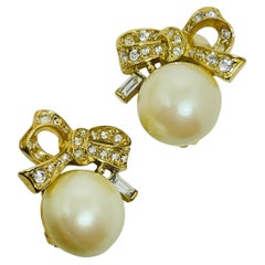 NINA RICCI signed vintage gold tone pearl rhinestone bow designer clip earrings