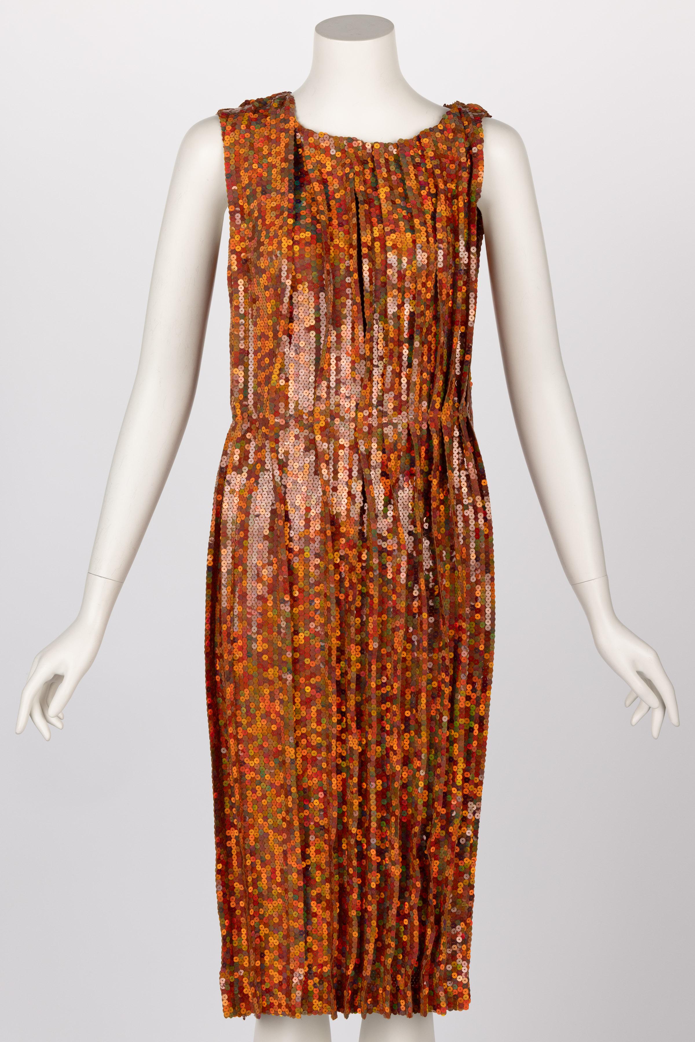 Entrez dans le style avec la robe de la Collection S 2016 de Nina Ricci. Fondée en 1932 par Nina Ricci et son fils, la maison Nina Ricci est réputée pour son esthétique romantique et son engagement en faveur de l'excellence en matière de haute
