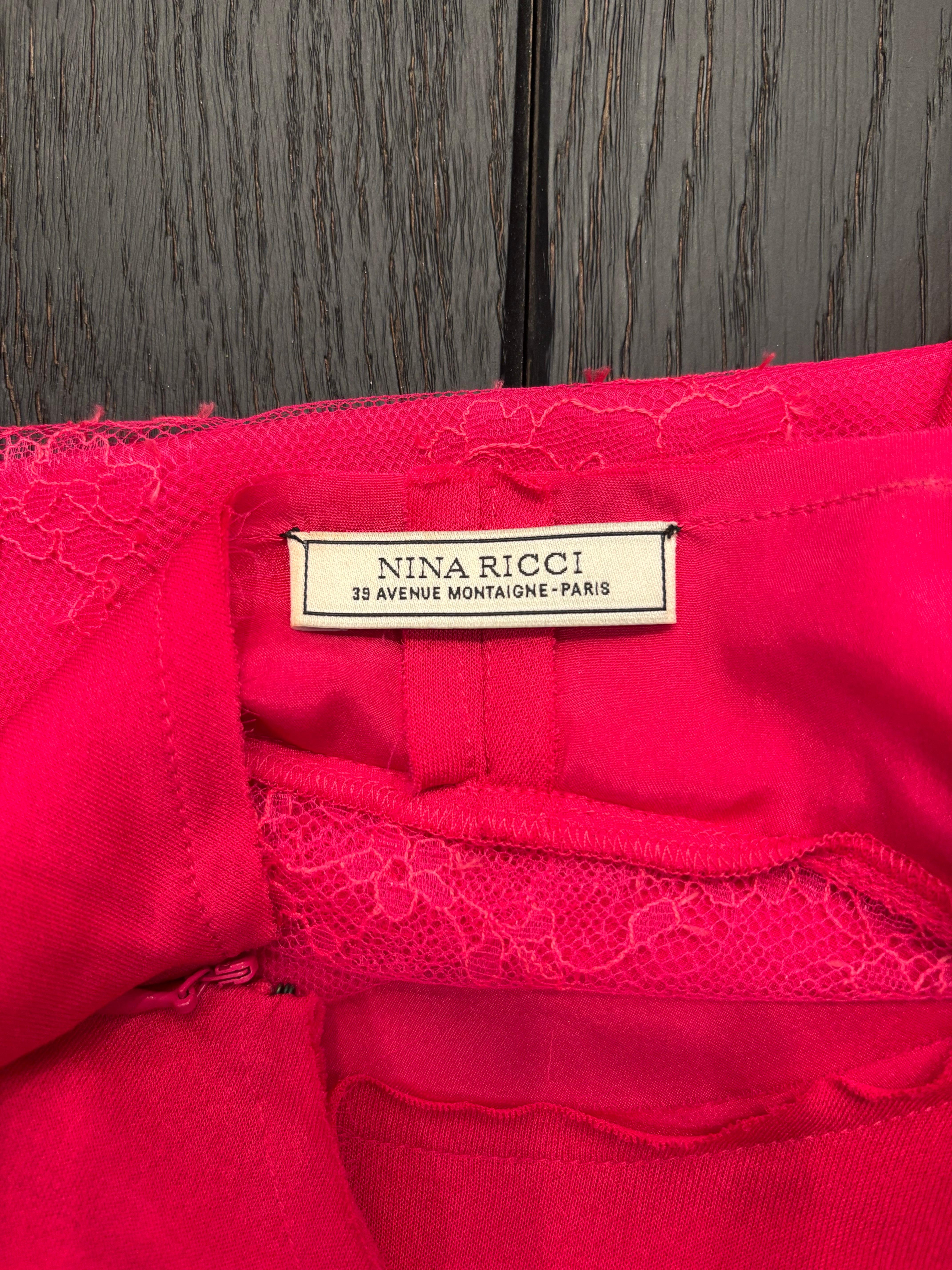 Nina Ricci, abito primavera 2013 in rosa caldo con fiocco in velluto e pizzo sul retro, taglia 34 2 / 4 in vendita 1