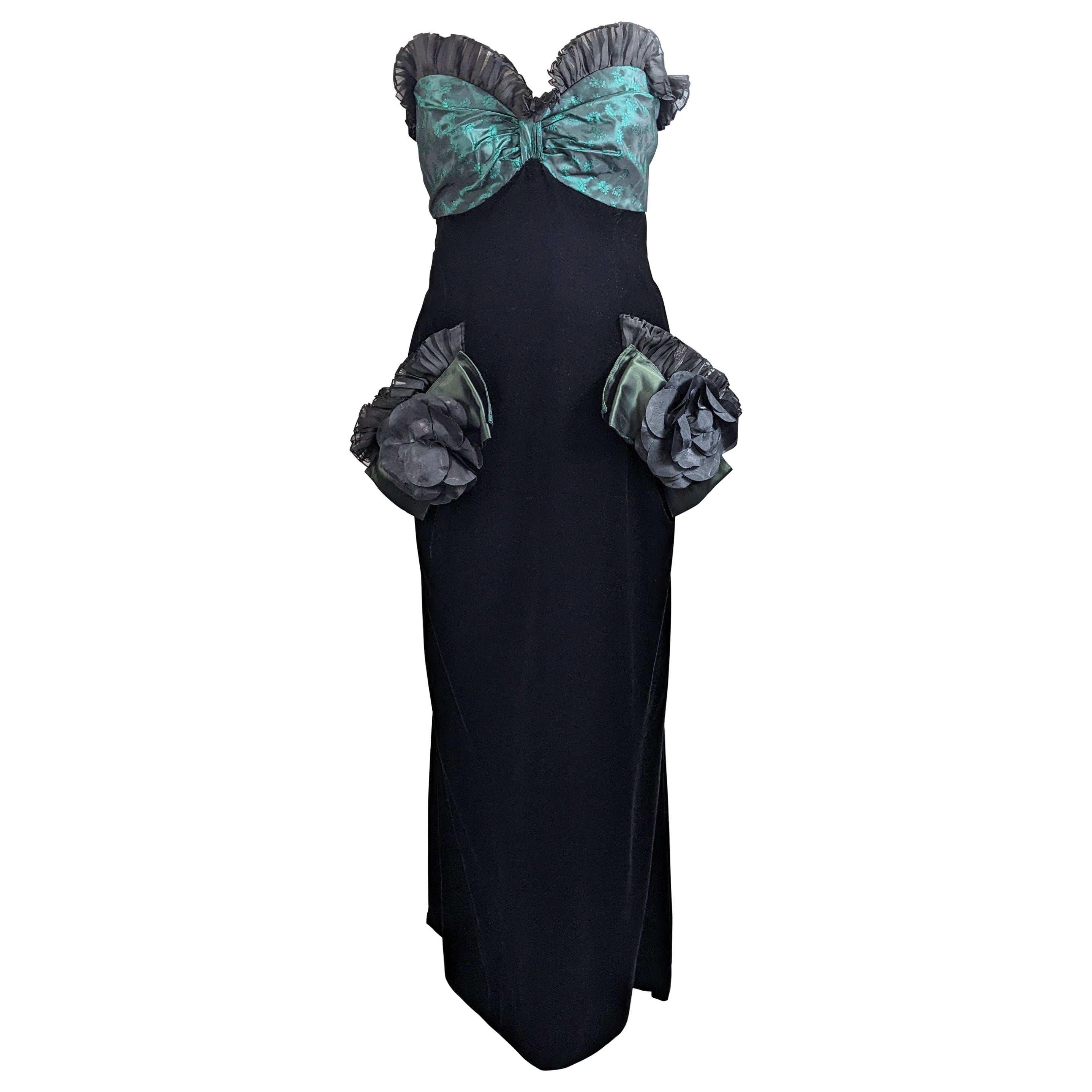 Abito a colonna senza spalline in velluto, organza e broccato di Nina Ricci