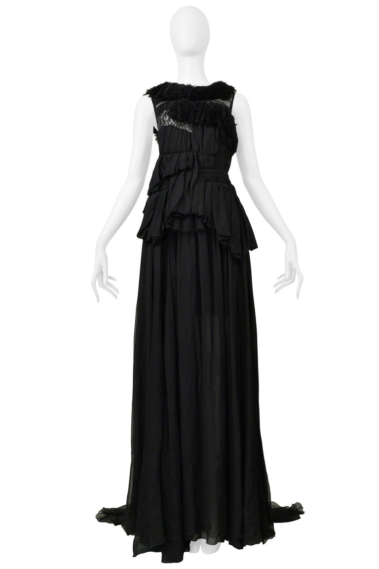 Nina Ricci Stunning Black Chiffon and Lace Evening Gown with Train For Sale  at 1stDibs