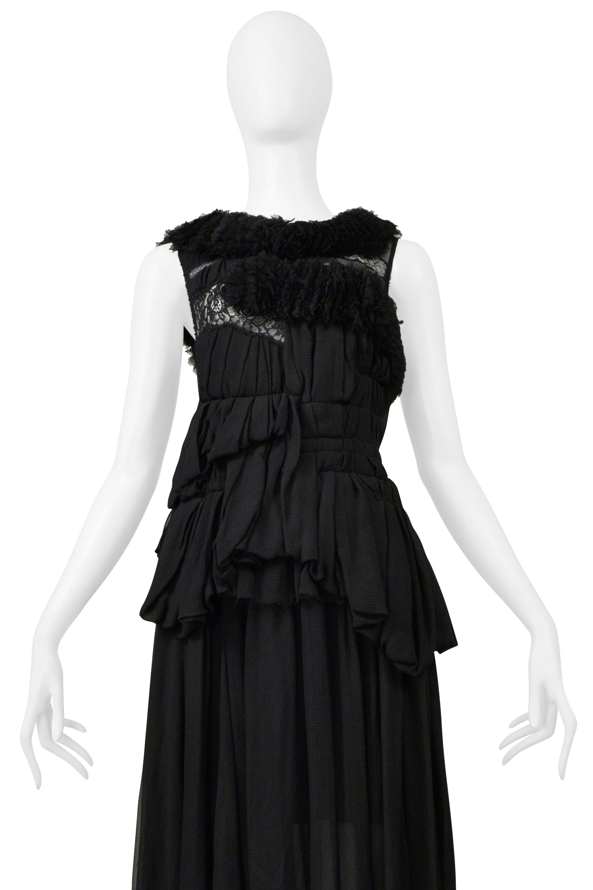 Nina Ricci Stunning Black Chiffon & Lace Evening Gown with Train In Excellent Condition For Sale In Los Angeles, CA