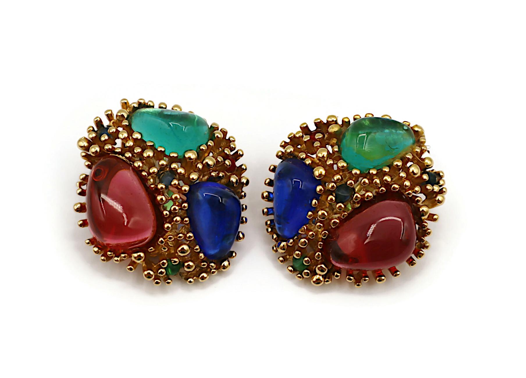 NINA RICCI Vintage Glass Cabochon Clip-On Earrings In Good Condition For Sale In Nice, FR