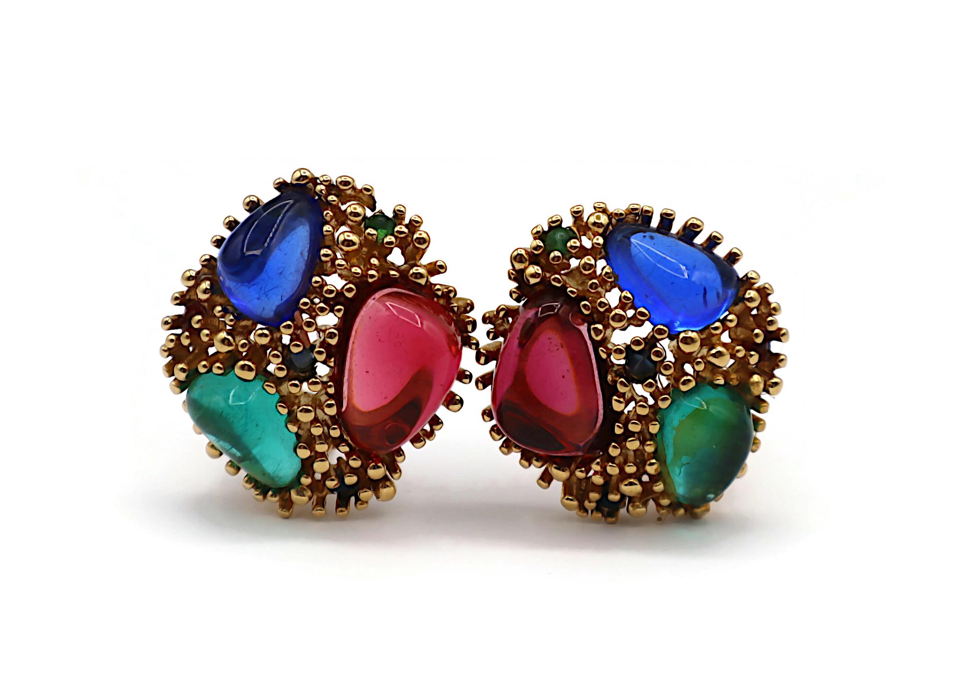 Women's NINA RICCI Vintage Glass Cabochon Clip-On Earrings For Sale