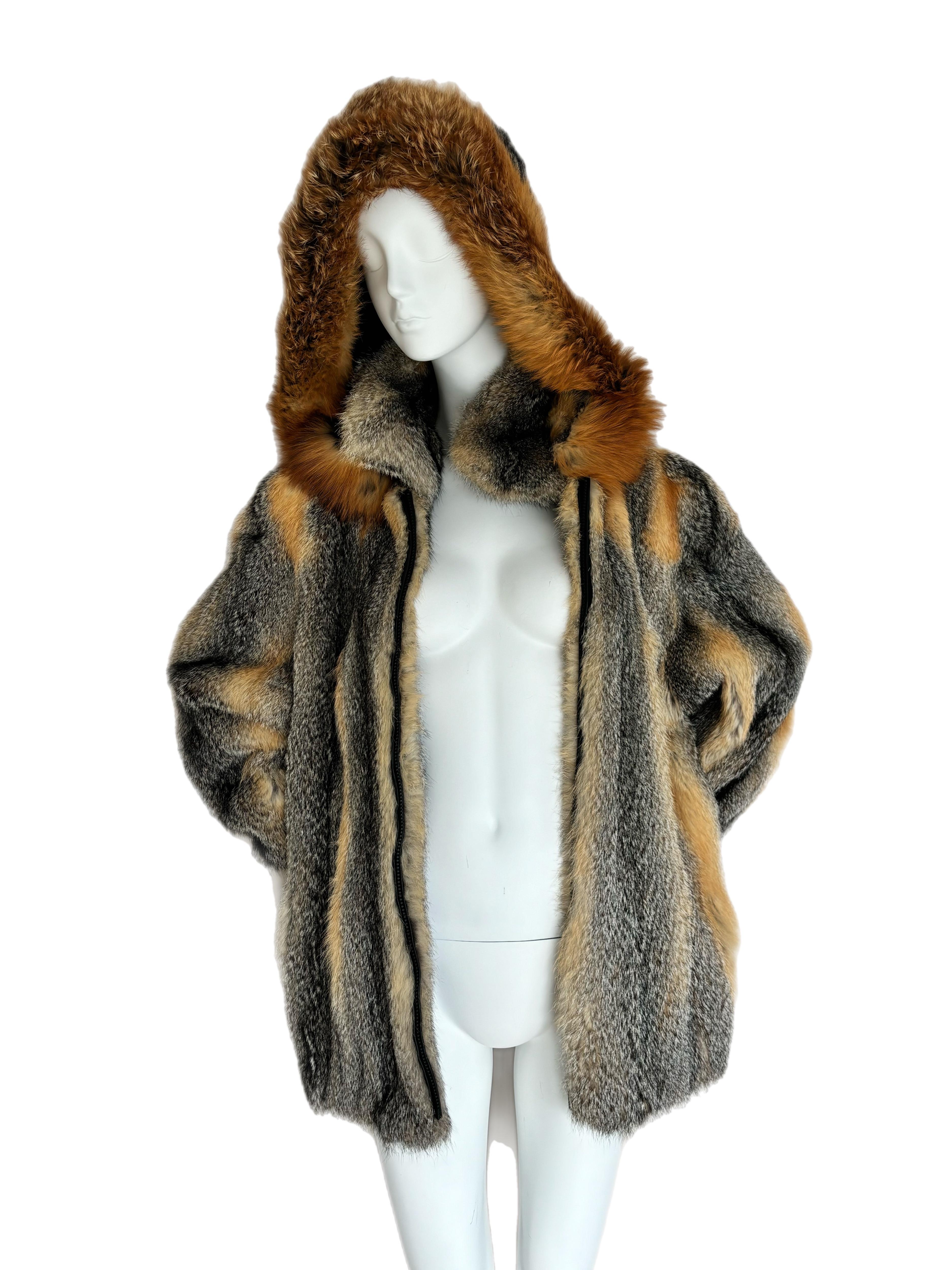 NINA RICCI Vintage Short Fur Coat w. Removable Hood c. 1980's 5