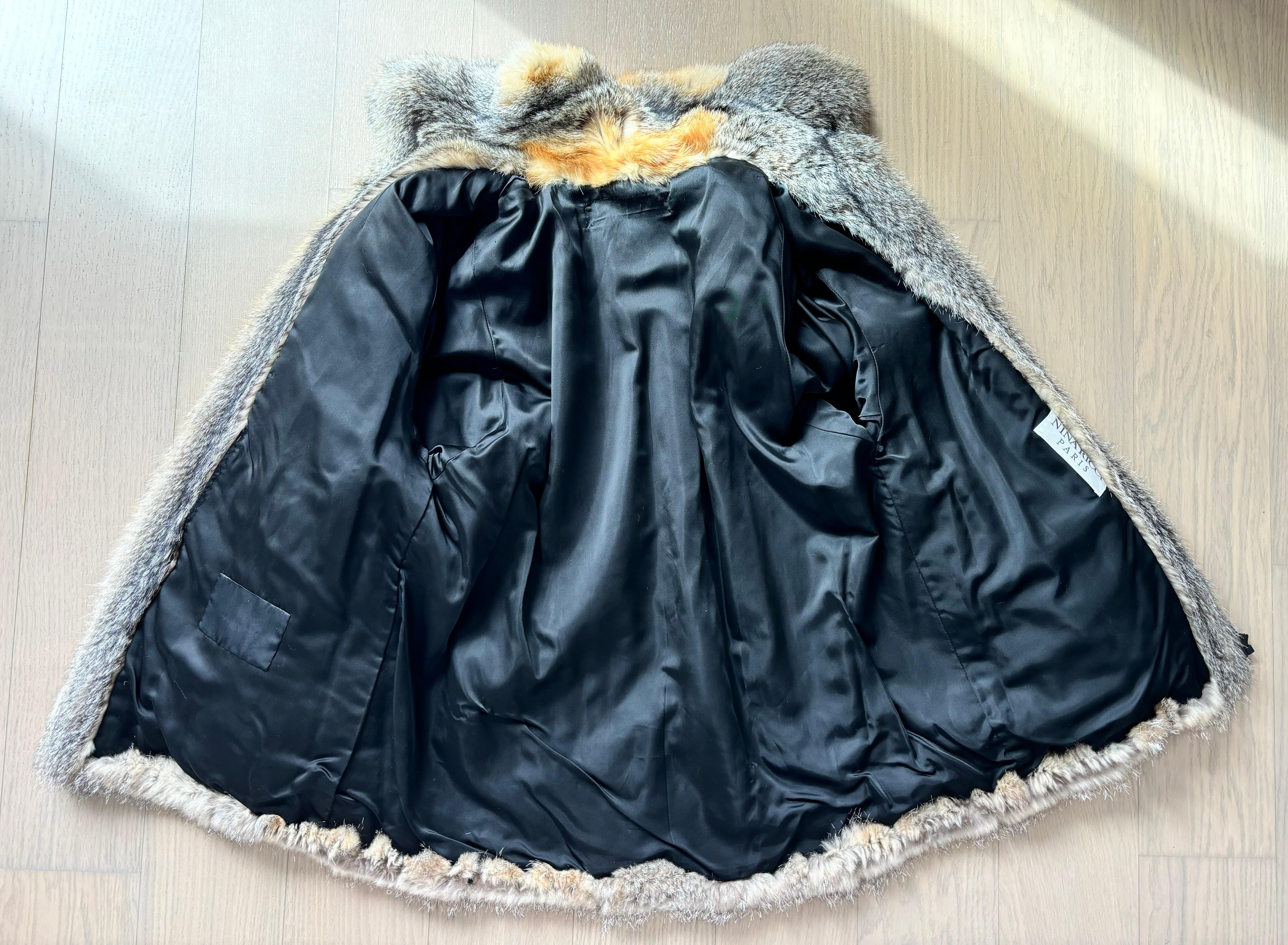 NINA RICCI Vintage Short Fur Coat w. Removable Hood c. 1980's 8