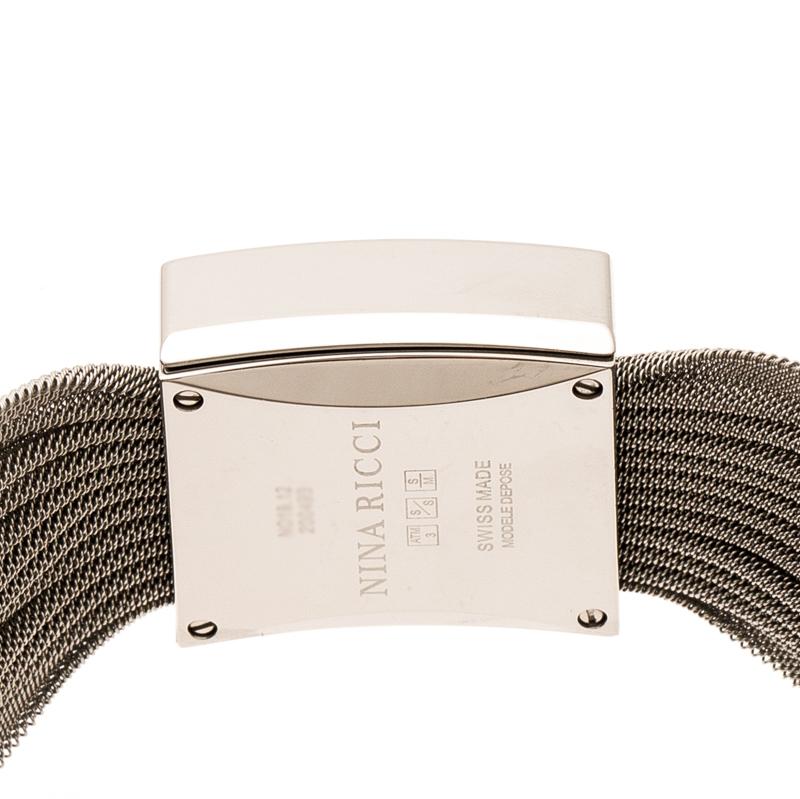 Nina Ricci White Mother of Pearl Stainless Women's N019.12 Quartz Watch 24 mm In Good Condition In Dubai, Al Qouz 2