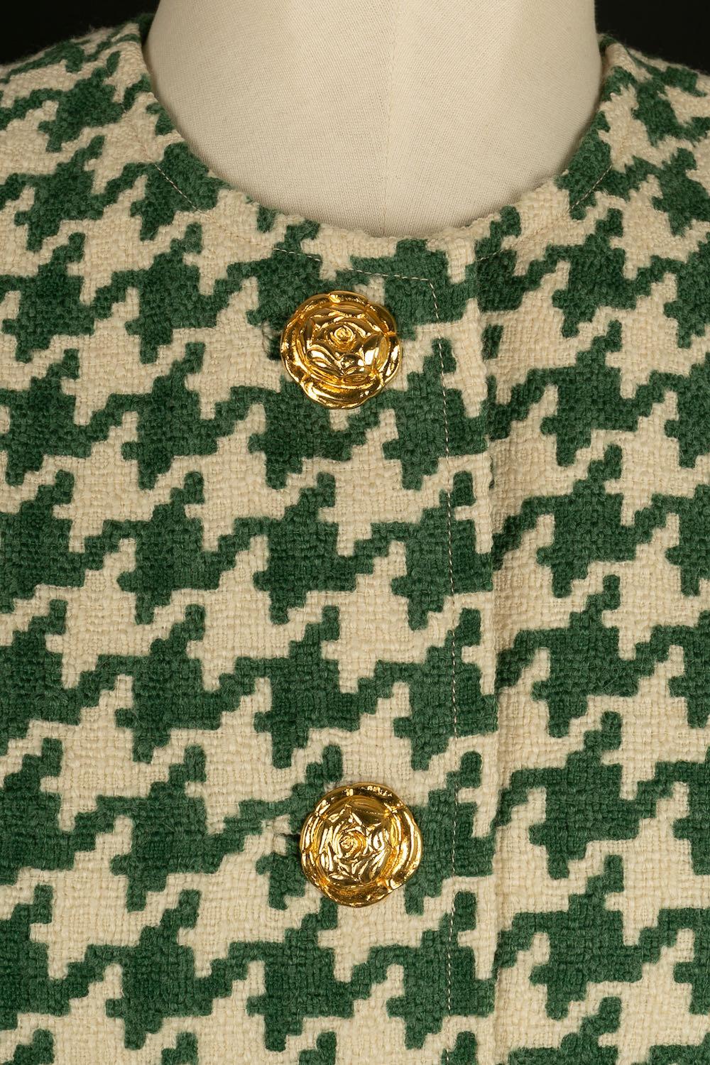 Nina Ricci Woolen Outfit with Green Houndstooth Pattern For Sale 6