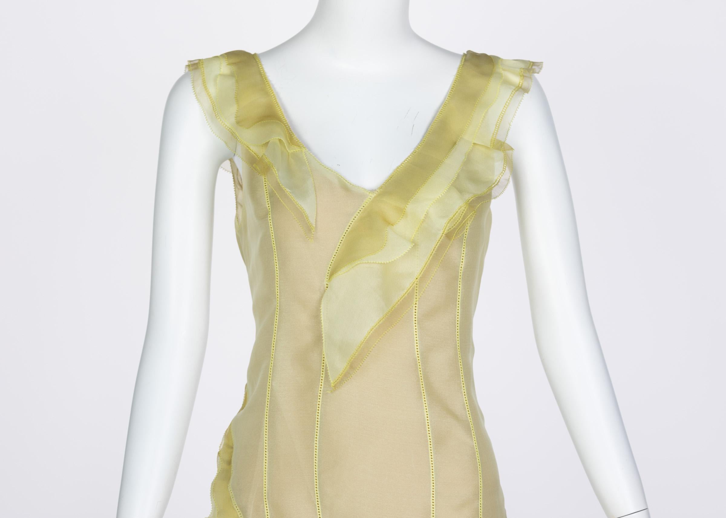 Beige Nina Ricci Yellow Silk Organza Sleeveless Evening Dress, 2009