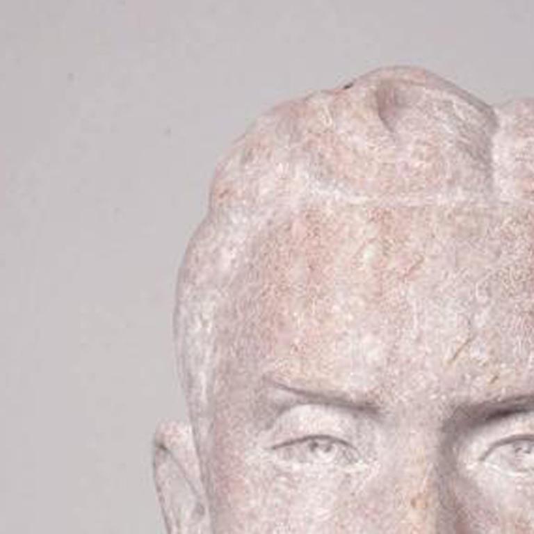 Head of a Man – Sculpture von Nina Saemundsson