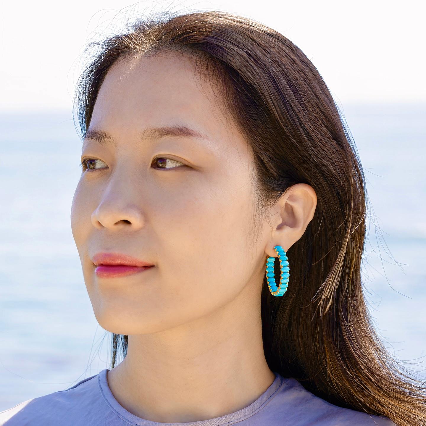 Nina Zhou 16ct Turquoise Inside-out Hoop Earrings In New Condition For Sale In Rowland Heights, CA