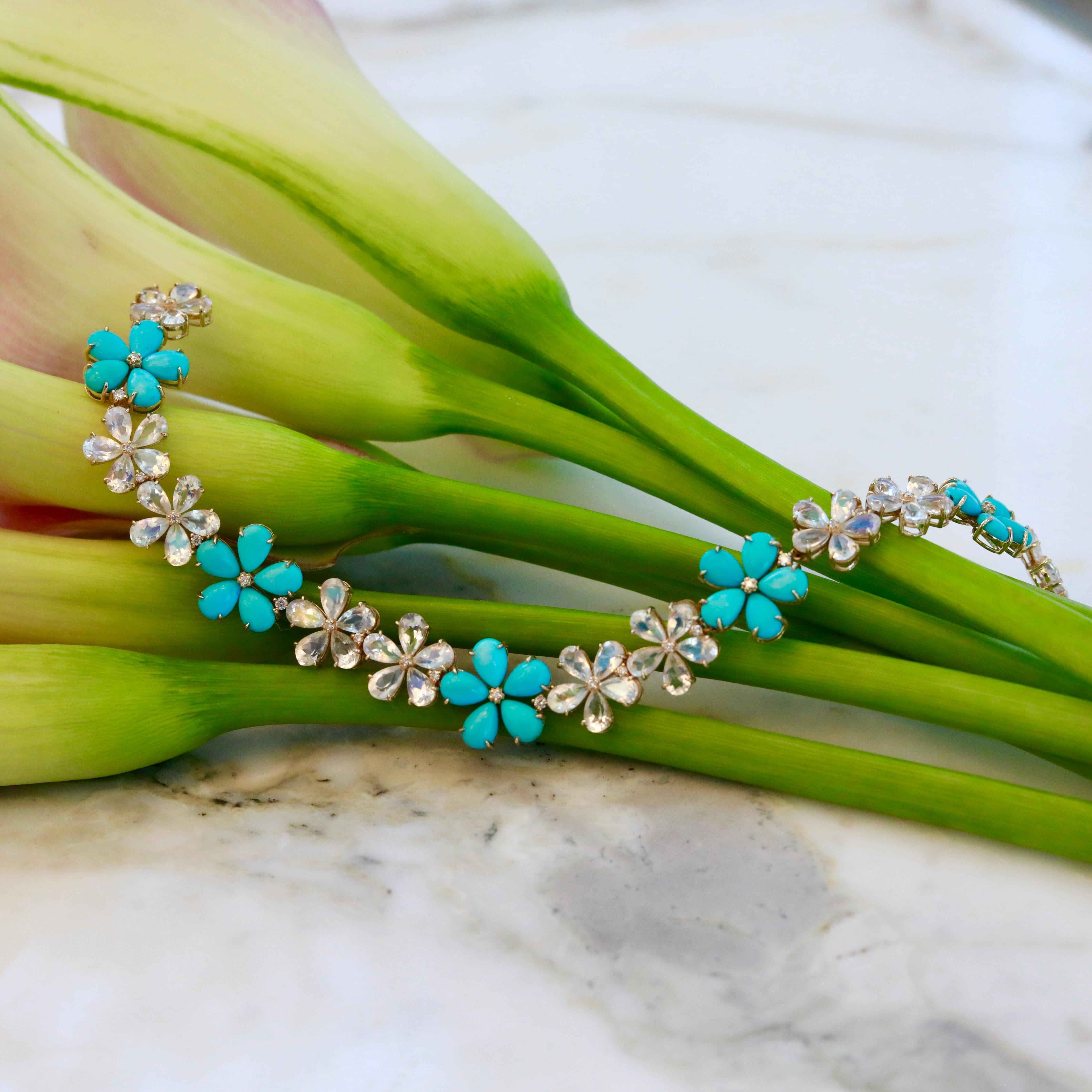 Nina Zhou Pulsera Flor de Cerezo Turquesa Piedra Lunar Diamante 19,3 quilates en Nuevo estado para la venta en Rowland Heights, CA