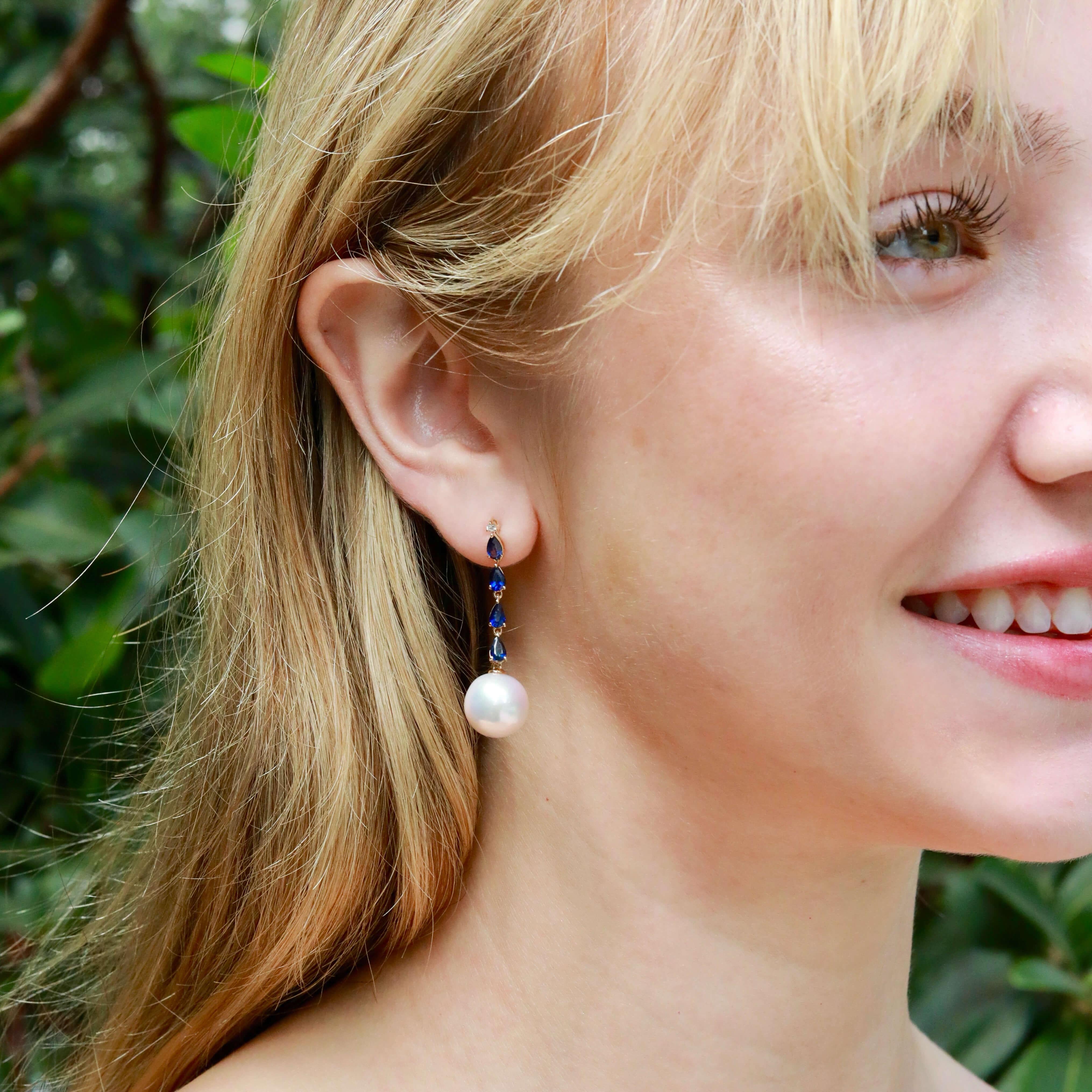 Taglio a goccia Nina Zhou Orecchini a goccia convertibili con zaffiro, diamante e perla da 2,45 carati in vendita