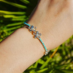 Pulsera de Nina Zhou con aguamarina de 3,75 ct en total, turquesa «Sleeping Beauty» y flores de diamantes