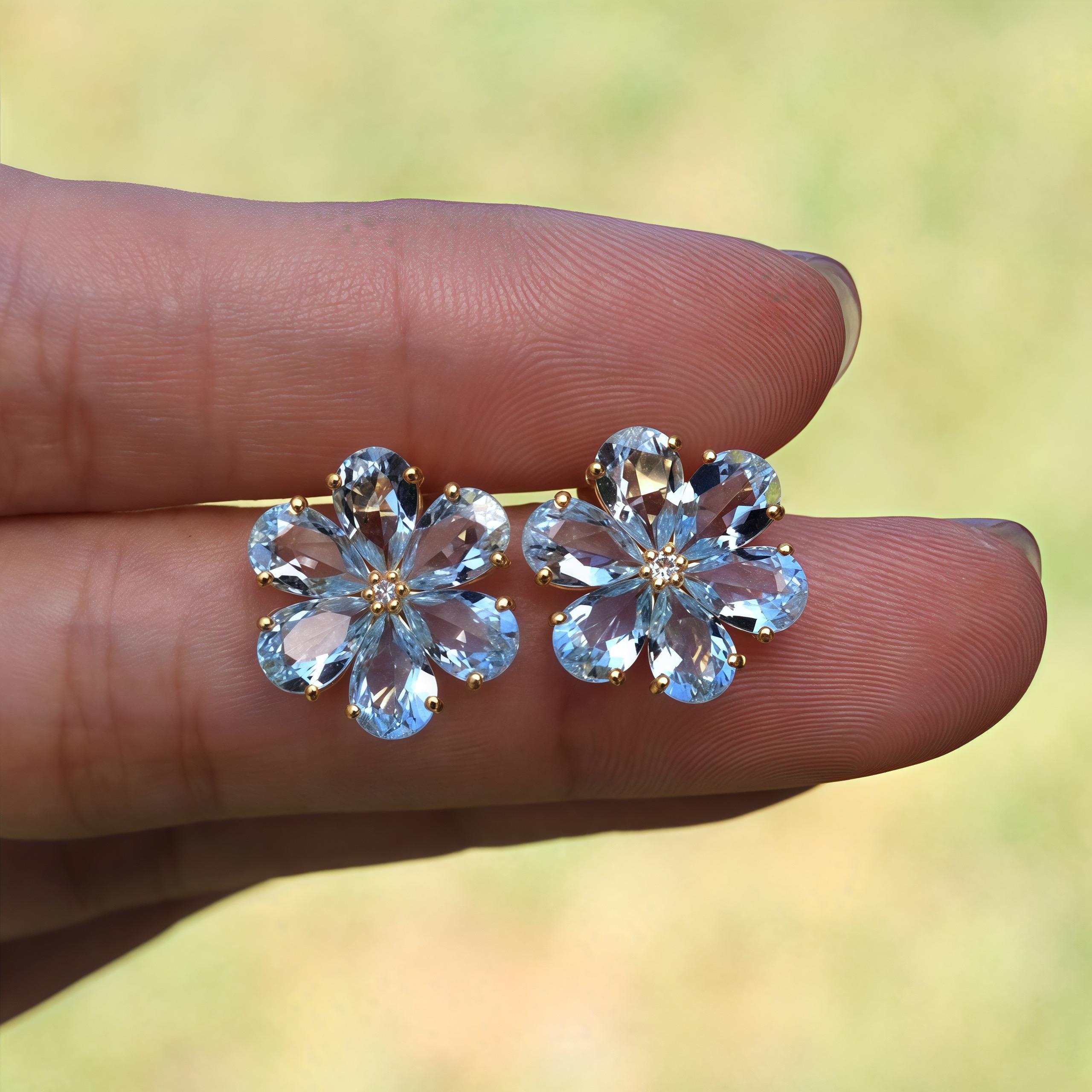 Nina Zhou 4,85ctw Aquamarin Diamant Vergissmeinnicht Ohrringe (Tropfenschliff) im Angebot