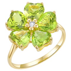 Nina Zhou Anillo de Cóctel Flor de Cerezo con Peridoto y Diamantes de 5,03 ctw