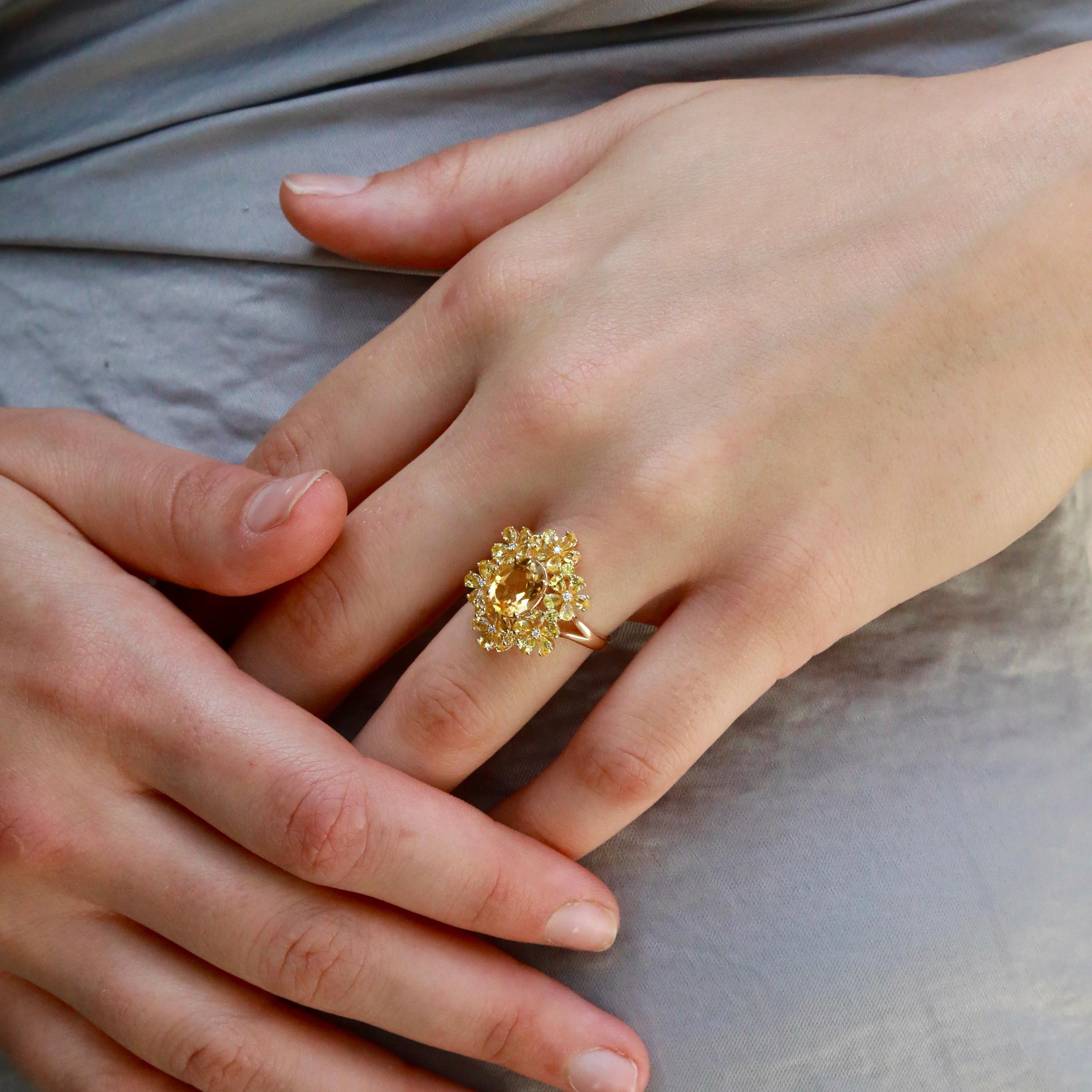 Nina Zhou 5,06ctw Gelb Saphir Citrin Diamant Blüte Cocktail Ring im Angebot 1