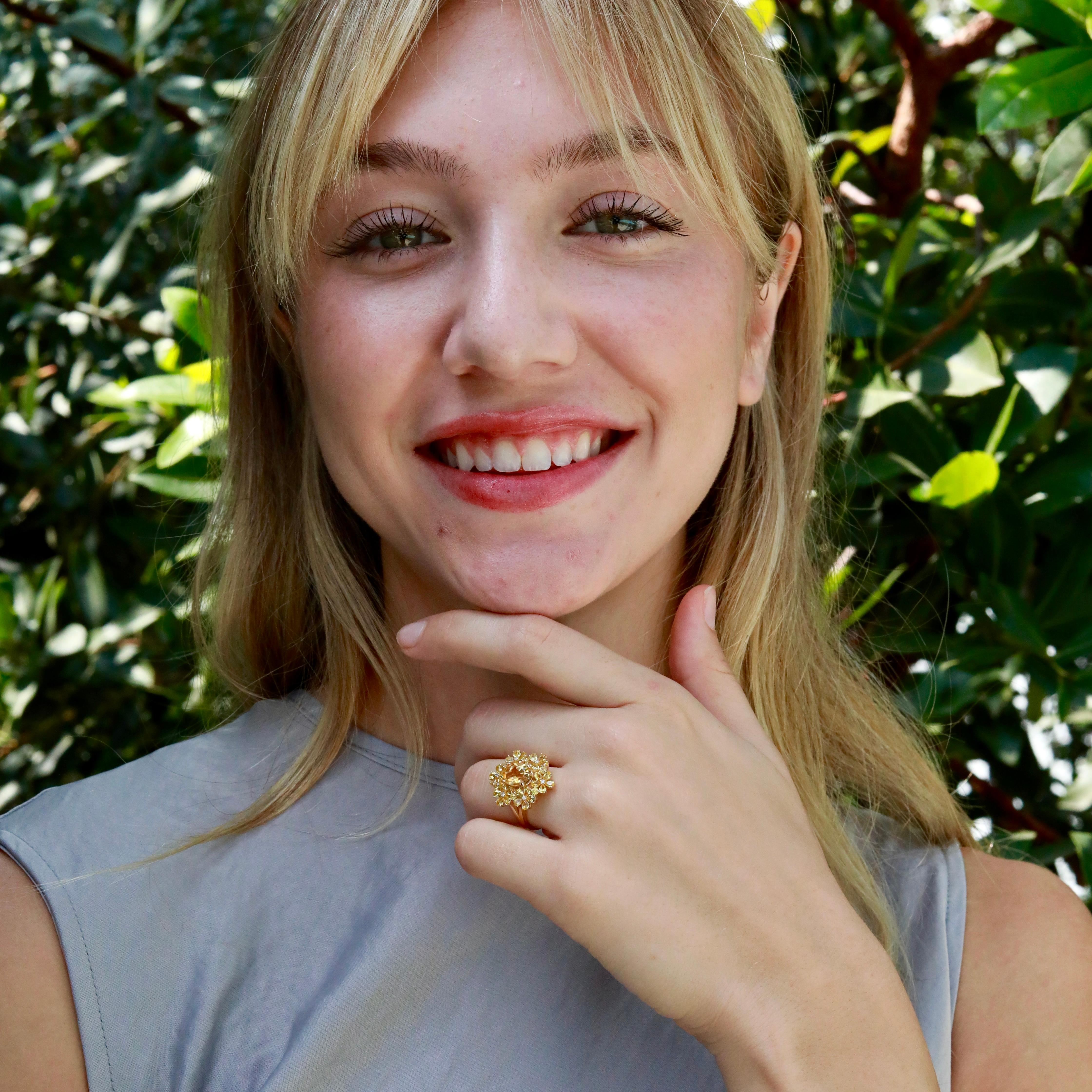 Nina Zhou 5,06ctw Gelb Saphir Citrin Diamant Blüte Cocktail Ring im Angebot 2