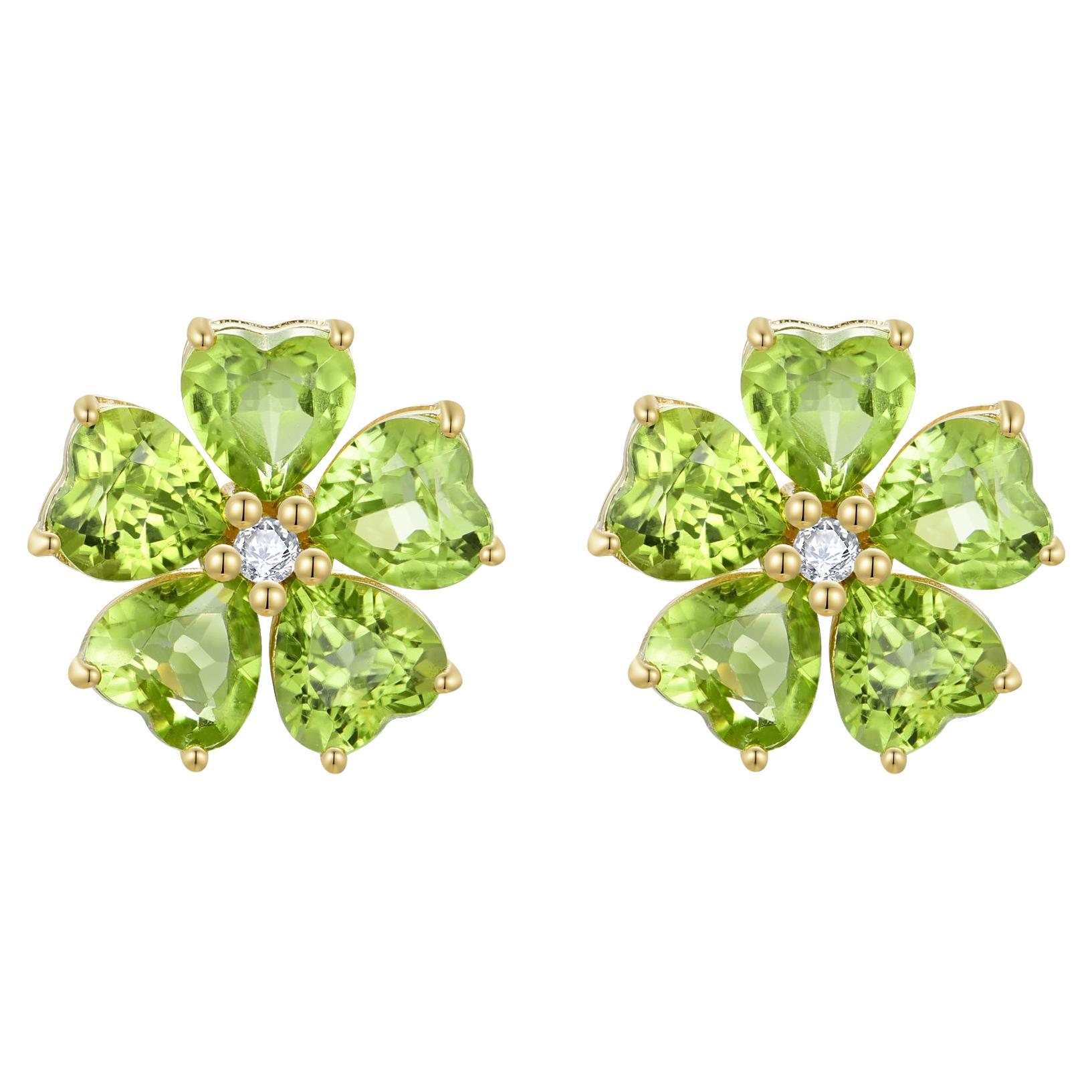 Nina Zhou Orecchini a fiore di ciliegio con peridoto e diamanti da 5,84 ctw in vendita