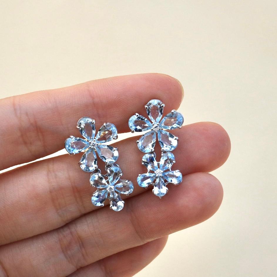 Nina Zhou - Boucles d'oreilles double fleur avec aigue-marine et diamant 5.92 ctw Pour femmes en vente
