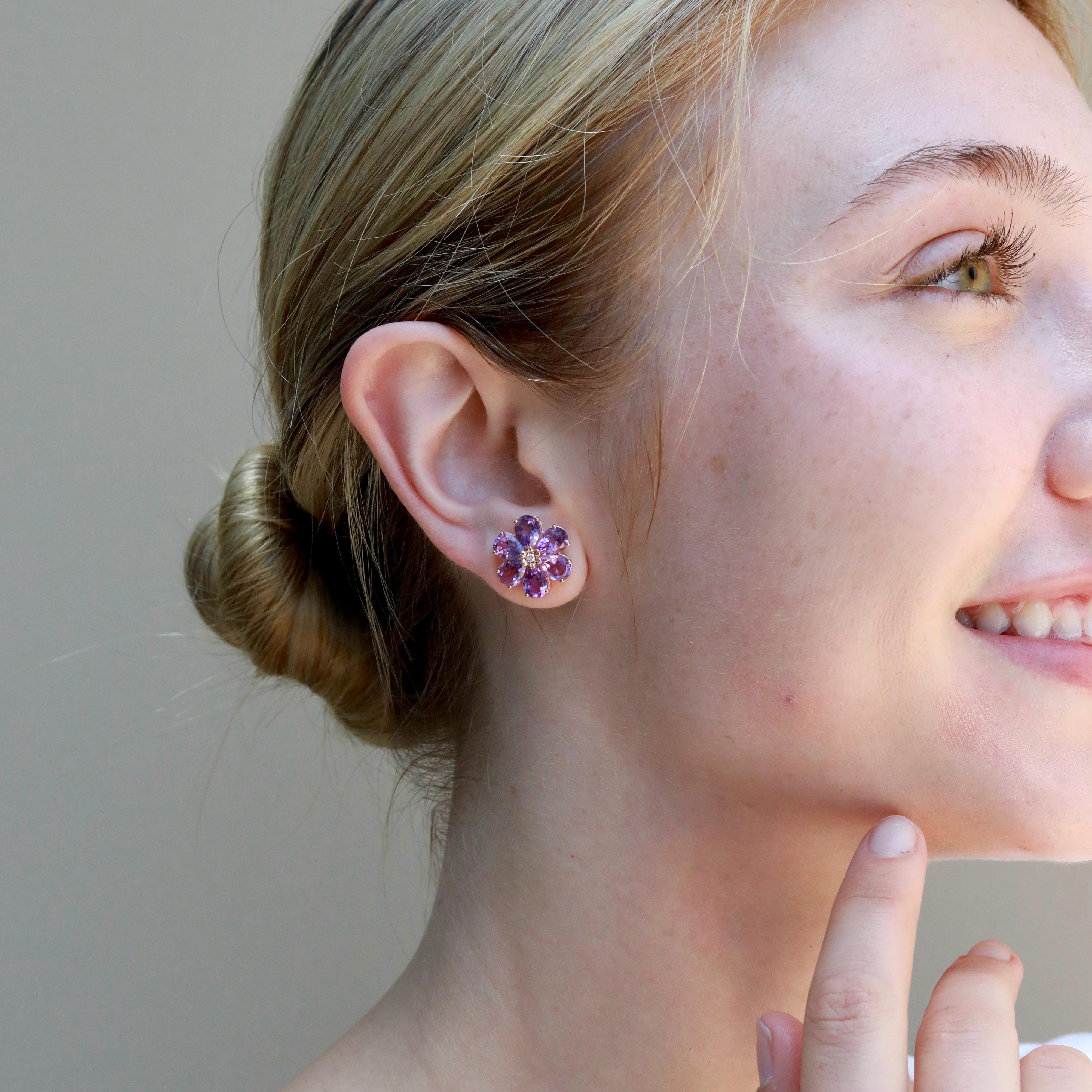 Moderne Boucles d'oreilles fleurs sauvages en or rose 14K de Nina Zhou avec améthyste et diamant de 7,85ctw en vente