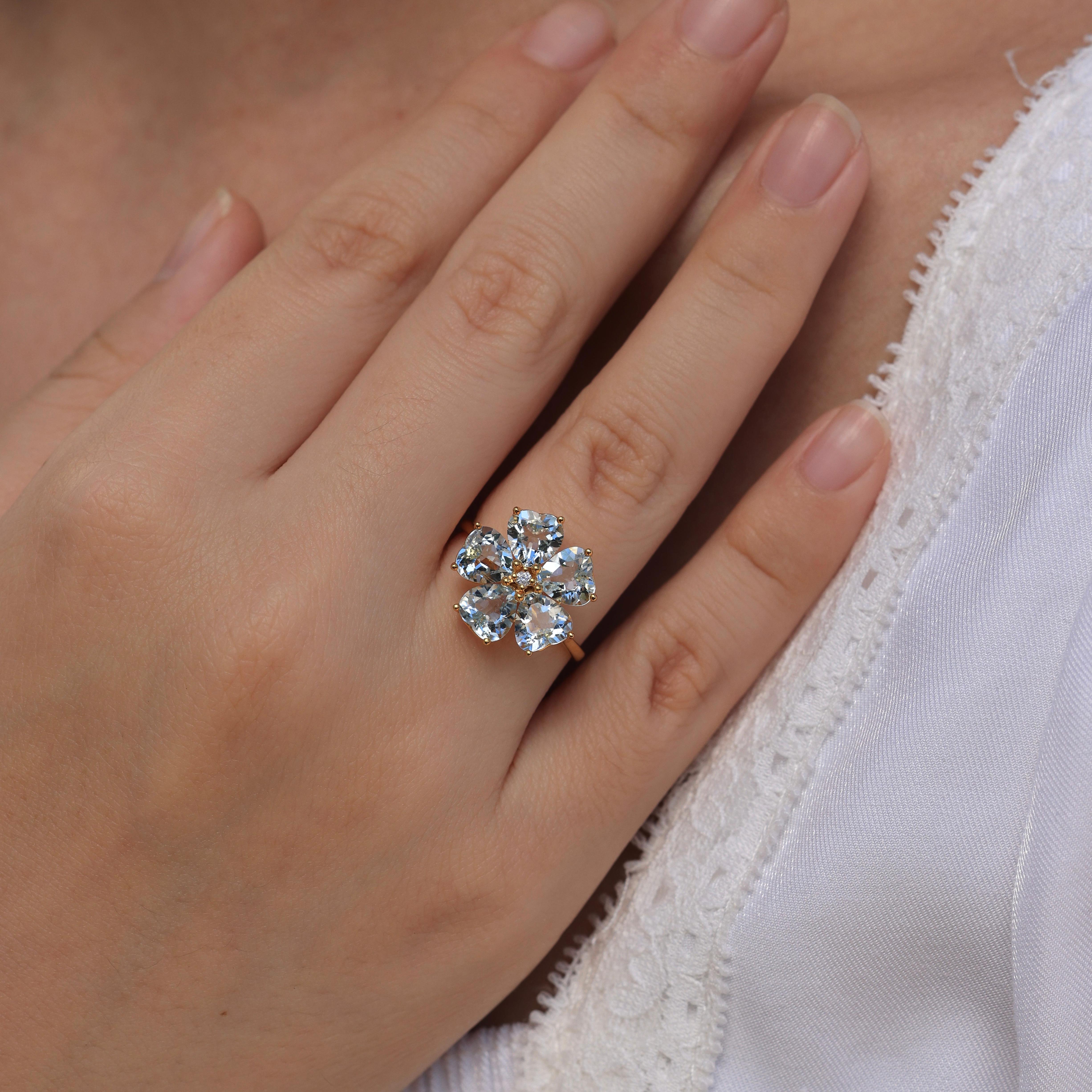 Nina Zhou 4.03 ctw Aquamarine & Diamond Cherry Blossom Cocktail Ring For Sale 4
