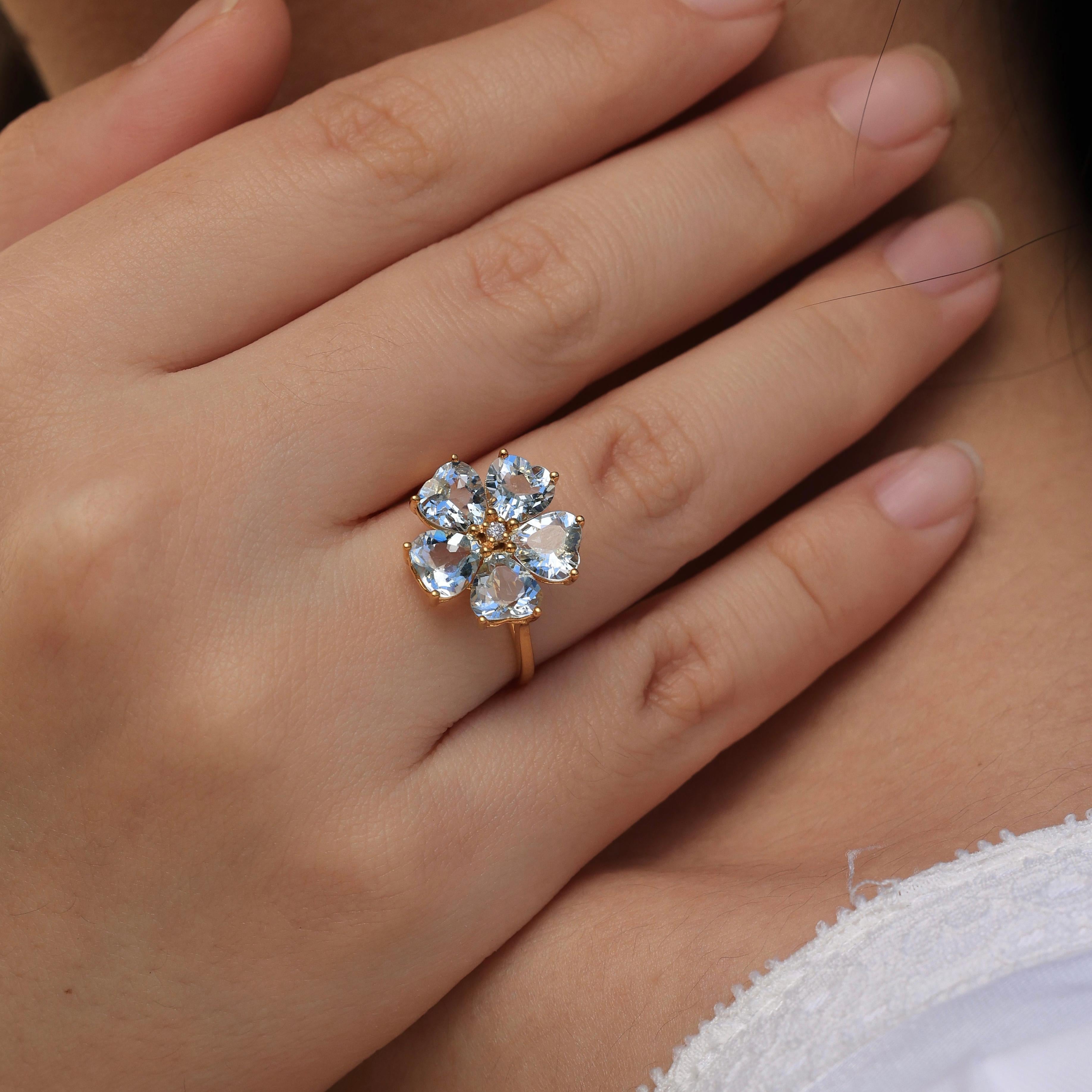 Nina Zhou 4.03 ctw Aquamarine & Diamond Cherry Blossom Cocktail Ring For Sale 3