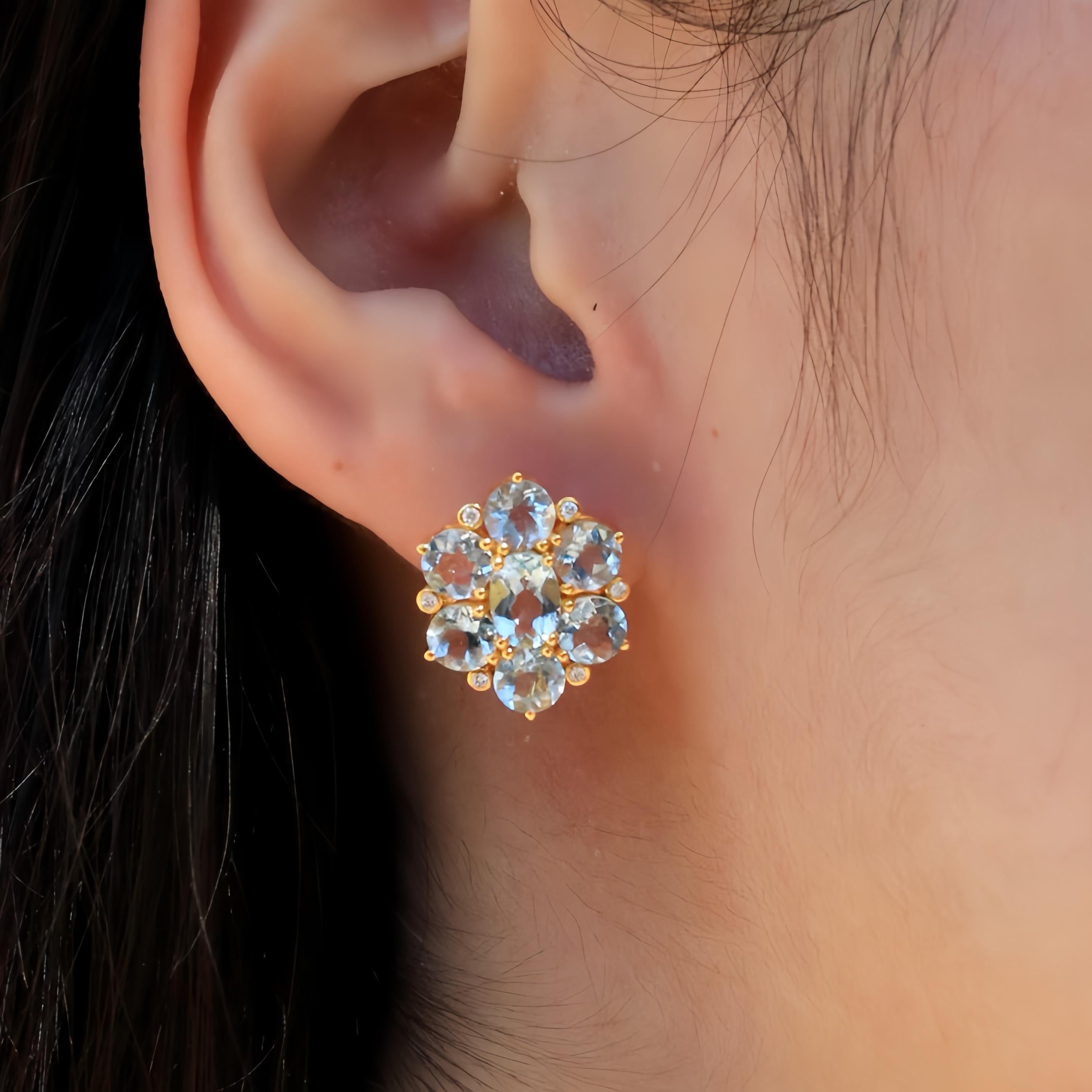 Nina Zhou Aquamarine Diamond Cluster Earrings In New Condition For Sale In Rowland Heights, CA